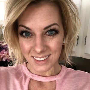 Meet your Posher, Sonya